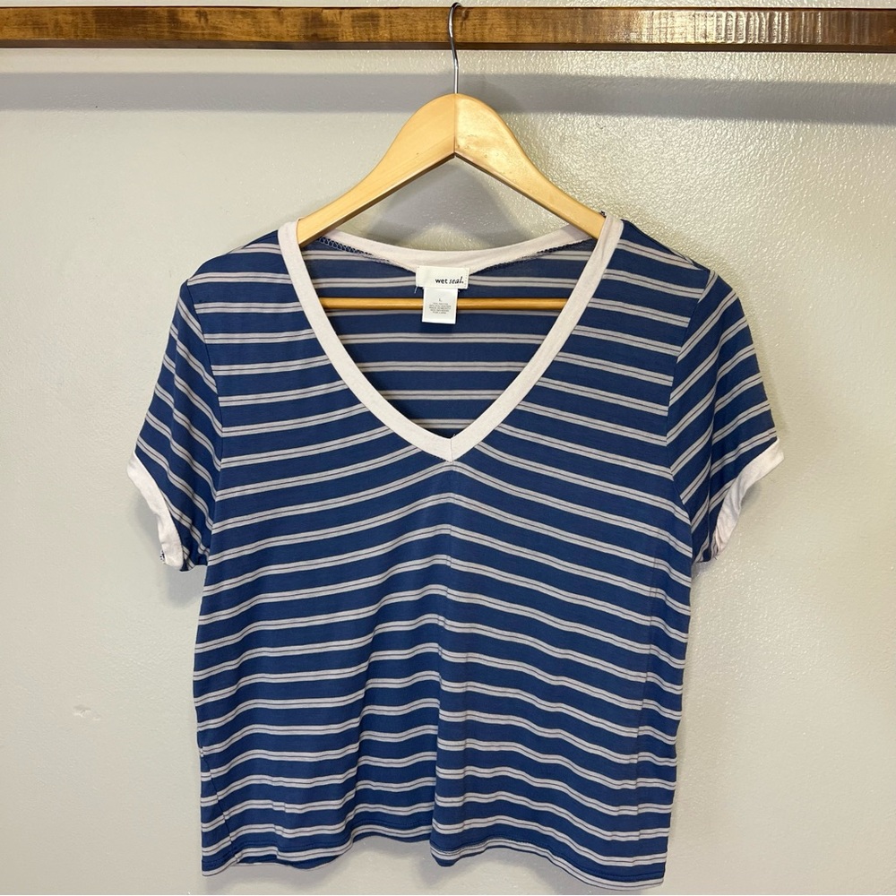 Wet Seal Blue Cream Striped Short Sleeve Crop Top